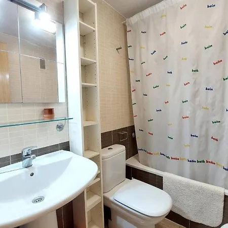 2 Bedroom Amazing In Playa De Moncofa *